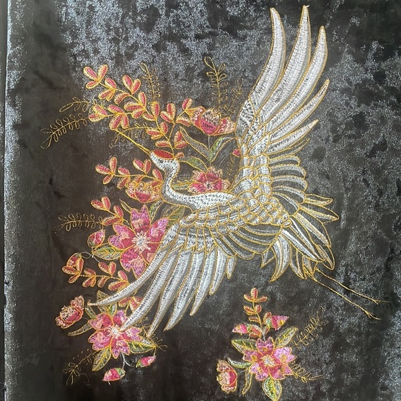 Gypsy Hearts Crushed Velvet Embroidered Asian Inspired Floral Birds Kimono Robe - Picture 2 of 8